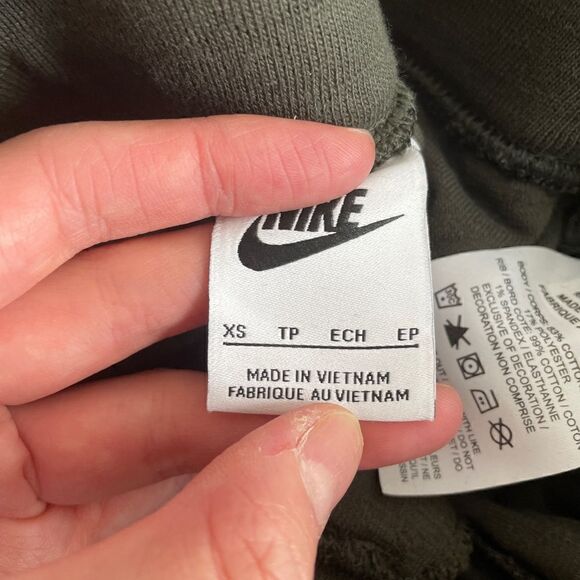 Nike Black and Gray Track Pants - Picture 9 of 12